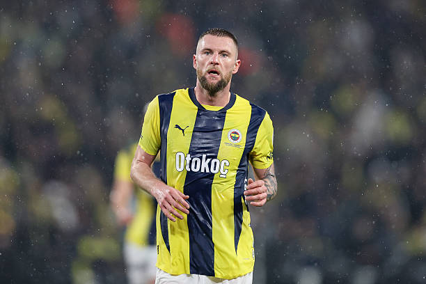 PSG lỗ nặng vụ bán Milan Skriniar cho Fenerbahce