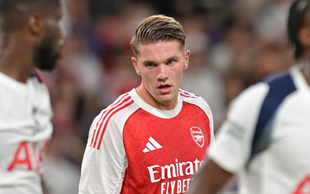 Gyokeres mờ nhạt trong ngày ra mắt Arsenal, Sarr tạo khác biệt - Ảnh 1.