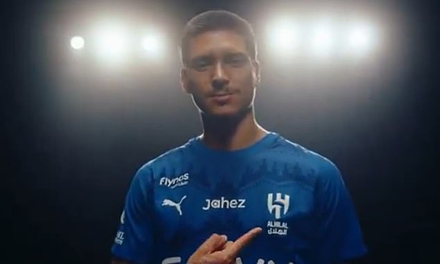 Tin Chuyển Nhượng Ngày 10/8: Mu Sắp Có Thêm Tân Binh Sau Sesko; Arsenal Nhận Tin Vui Trong Vụ Eze - Ảnh 2. Tin Chuyển Nhượng Ngày 10/8: Mu Sắp Có Thêm Tân Binh Sau Sesko; Arsenal Nhận Tin Vui Trong Vụ Eze - Ảnh 2.