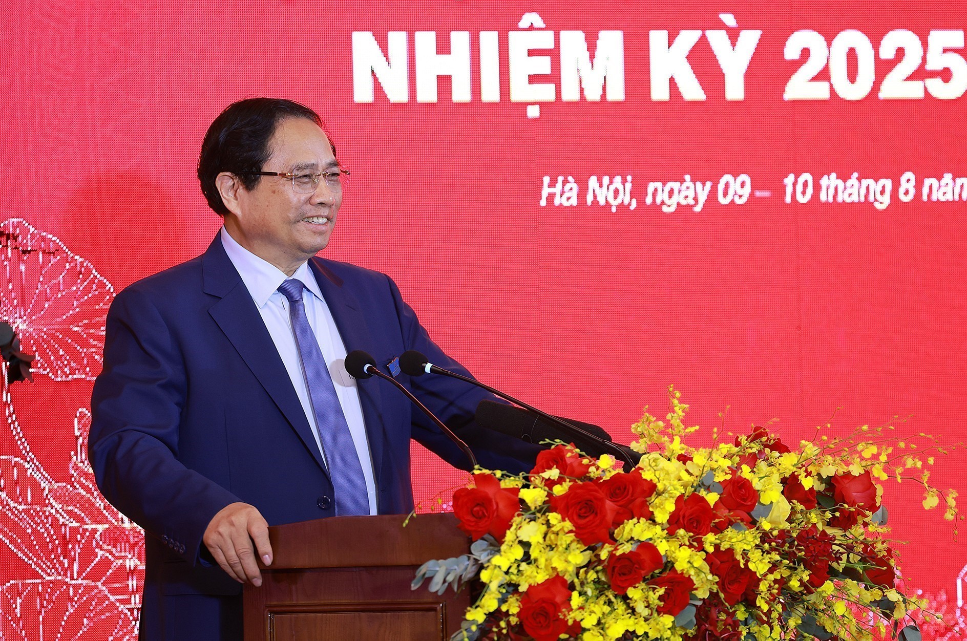 Thủ tướng Phạm Minh Chính dự Đại hội Đảng bộ Tập đoàn Điện lực Việt Nam lần thứ IV - Ảnh 8.