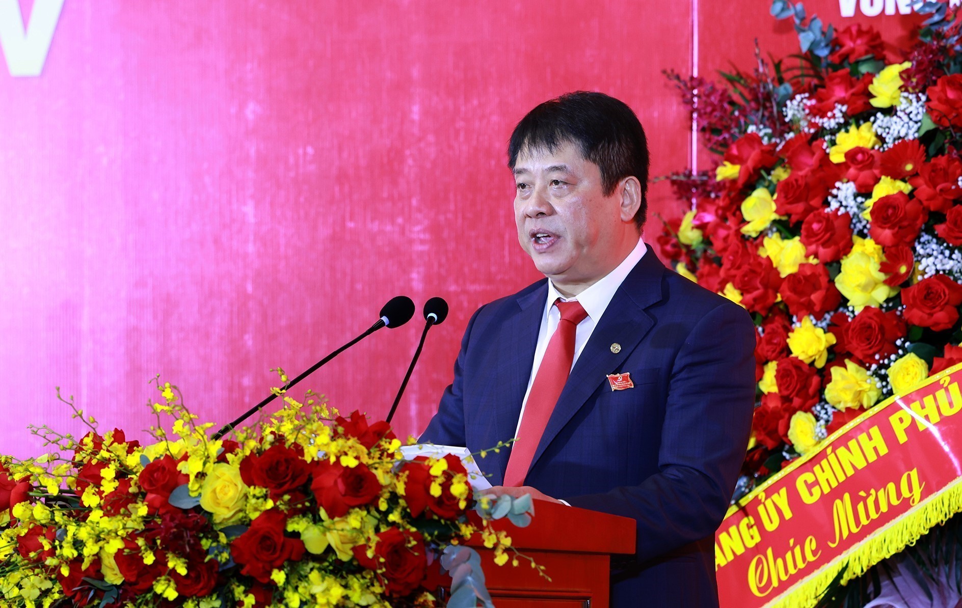 Thủ tướng Phạm Minh Chính dự Đại hội Đảng bộ Tập đoàn Điện lực Việt Nam lần thứ IV - Ảnh 11.