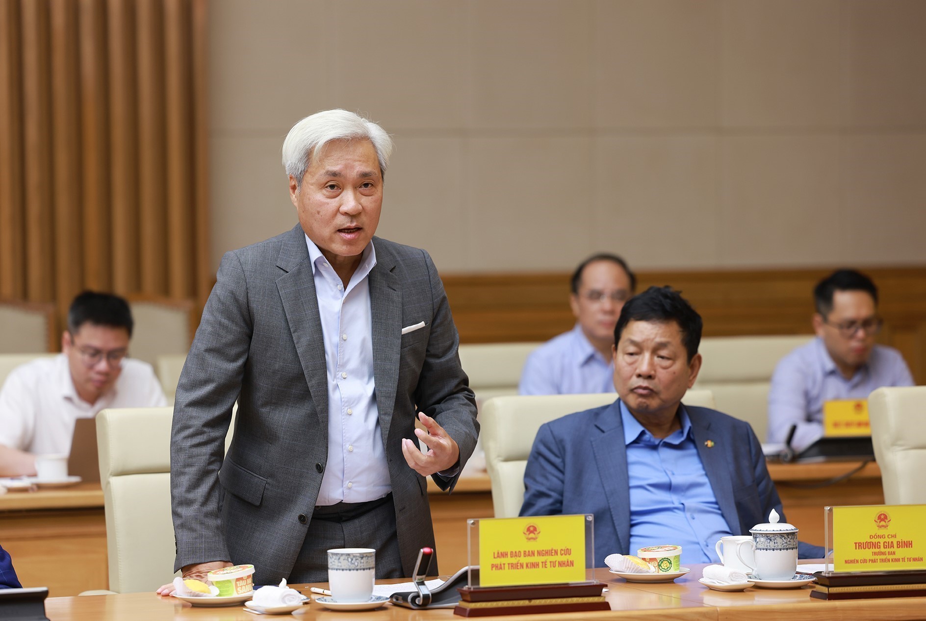 Thủ tướng Phạm Minh Chính làm việc với Ban Nghiên cứu phát triển kinh tế tư nhân - Ảnh 7.