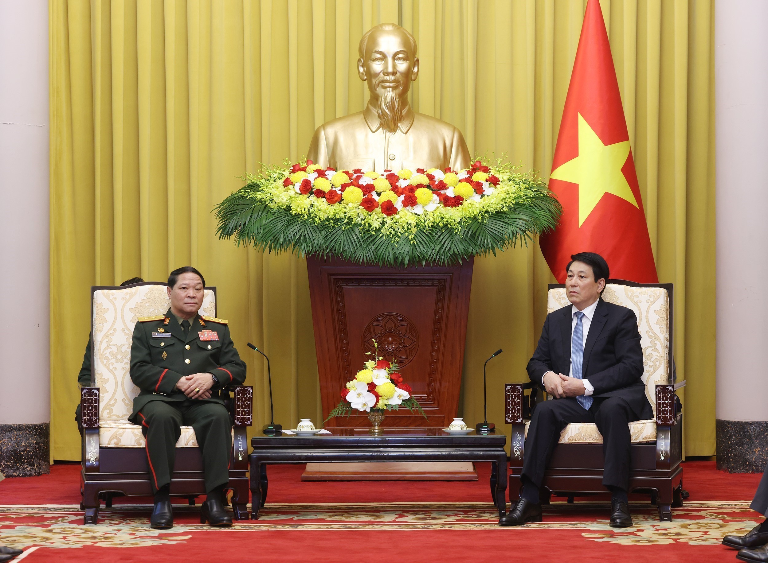 Chủ tịch nước Lương Cường tiếp Chủ nhiệm Tổng cục Chính trị Quân đội nhân dân Lào - Ảnh 4.