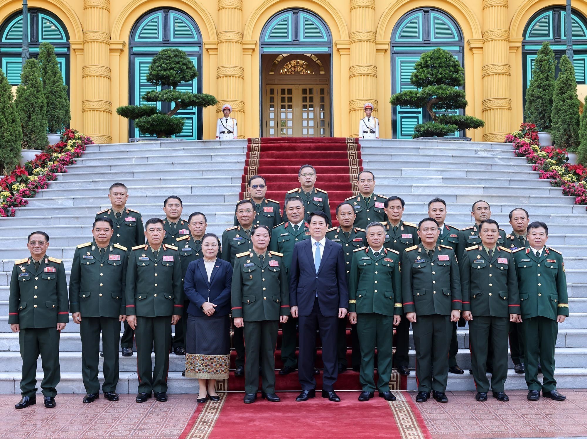 Chủ tịch nước Lương Cường tiếp Chủ nhiệm Tổng cục Chính trị Quân đội nhân dân Lào - Ảnh 5.
