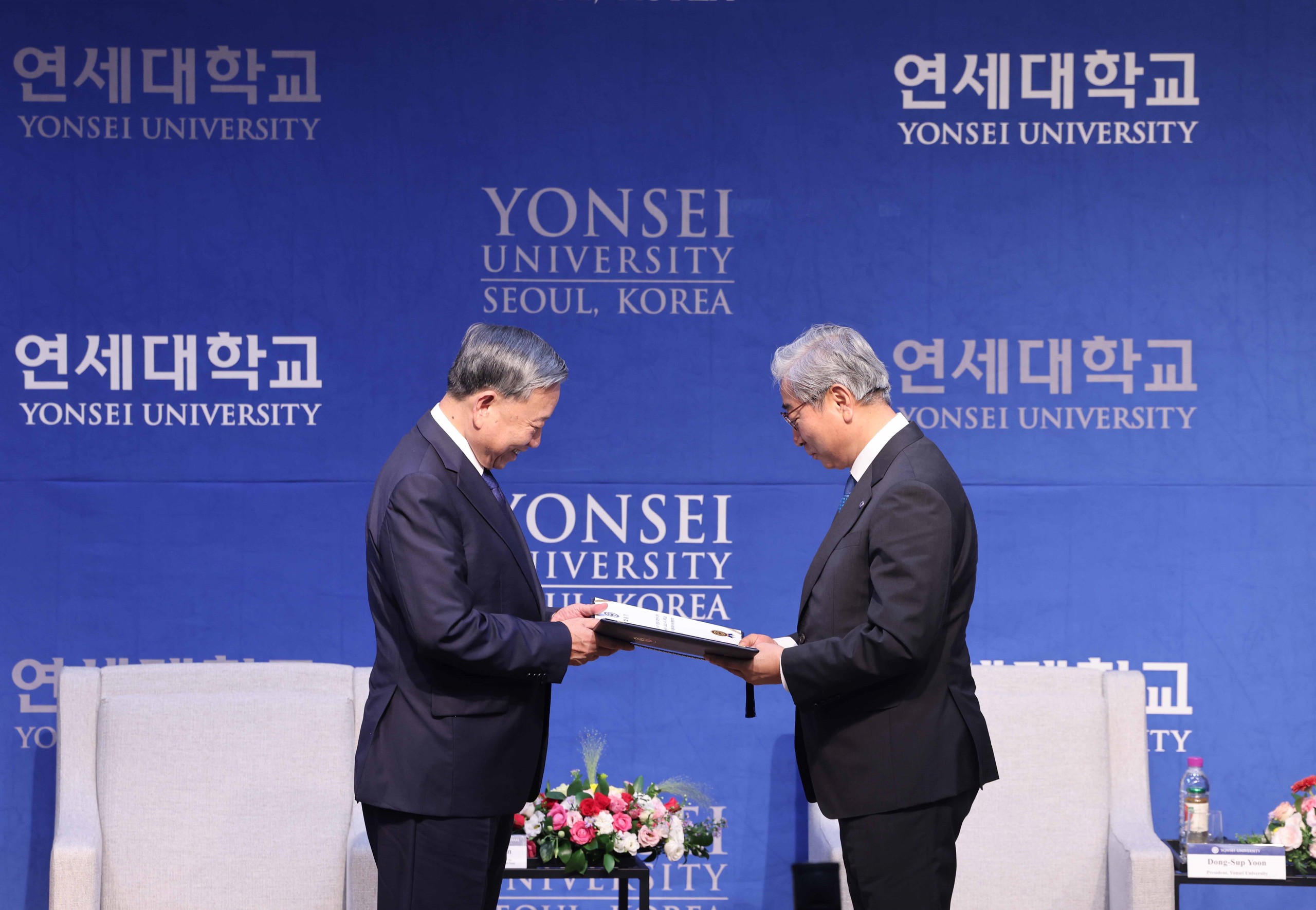 Tổng Bí thư Tô Lâm phát biểu chính sách tại Trường Đại học Yonsei của Hàn Quốc - Ảnh 3.