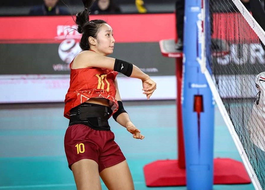 Phụ công 16 tuổi Lê Thùy Linh chơi cực kỳ ấn tượng ở giải vô địch bóng chuyền U21 nữ thế giới 2025