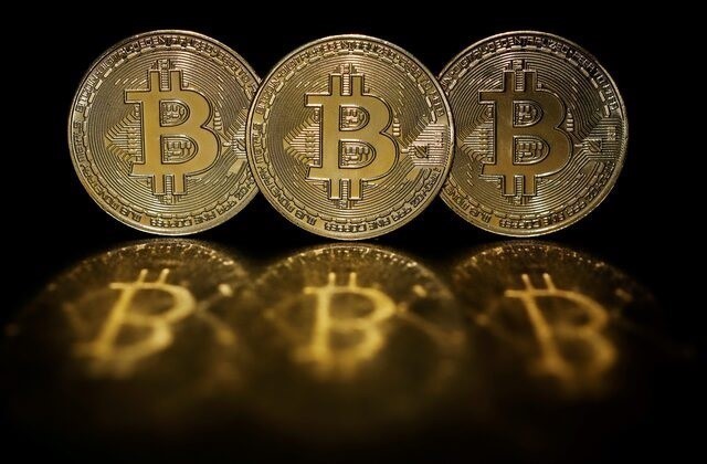 Bitcoin lập kỷ lục mới nhờ kỳ vọng Fed nới lỏng tiền tệ - Ảnh 1.