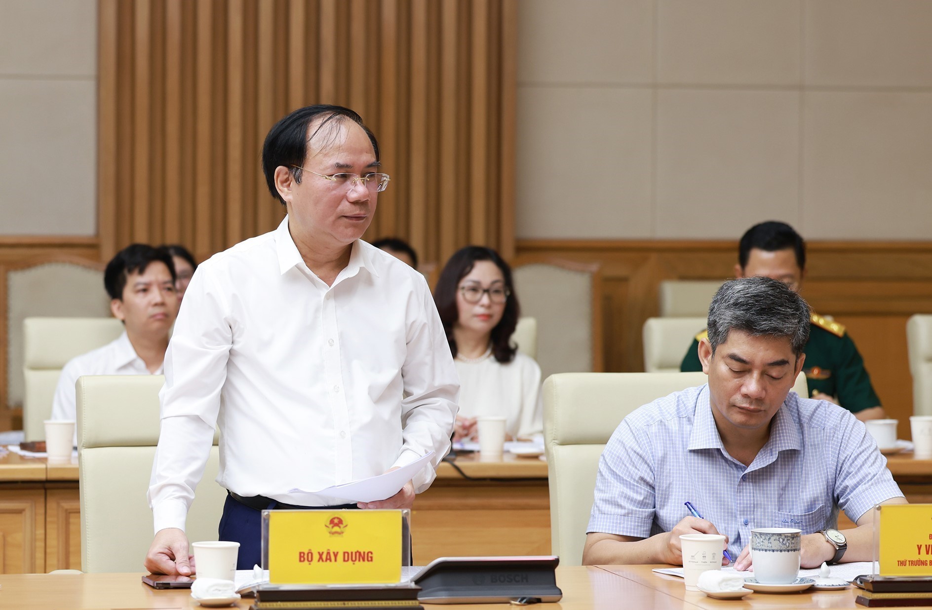 Thủ tướng Phạm Minh Chính chủ trì Hội nghị trực tuyến toàn quốc về phát triển nhà ở xã hội - Ảnh 4.