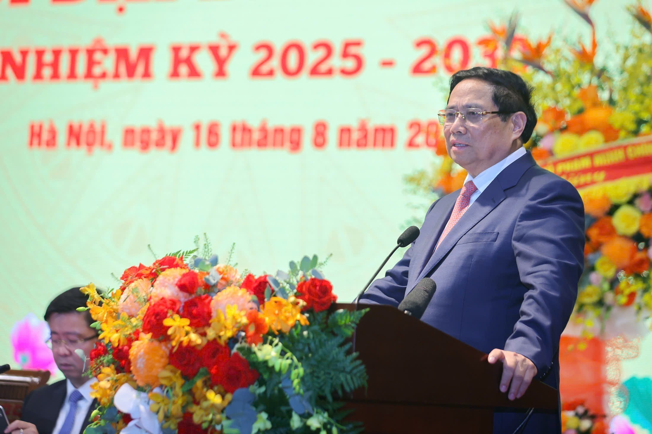 Thủ tướng Phạm Minh Chính: Mỗi cán bộ Bộ Khoa học và Công nghệ phải là một chiến sỹ trong lĩnh vực của mình - Ảnh 3.