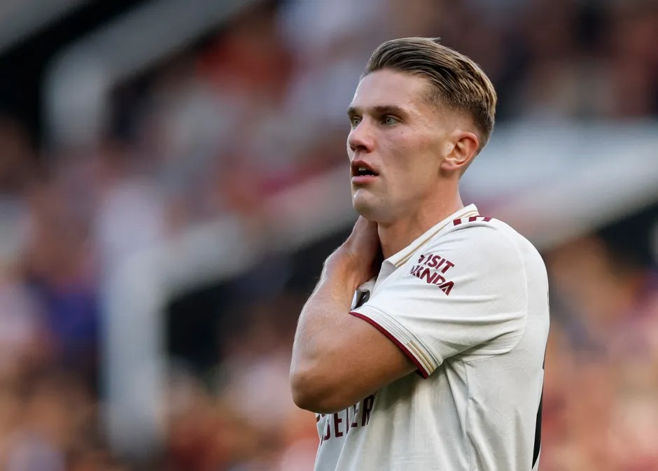 'Sát thủ' Viktor Gyokeres đã chơi thế nào trong ngày ra mắt Arsenal ở Ngoại hạng Anh? - Ảnh 1.