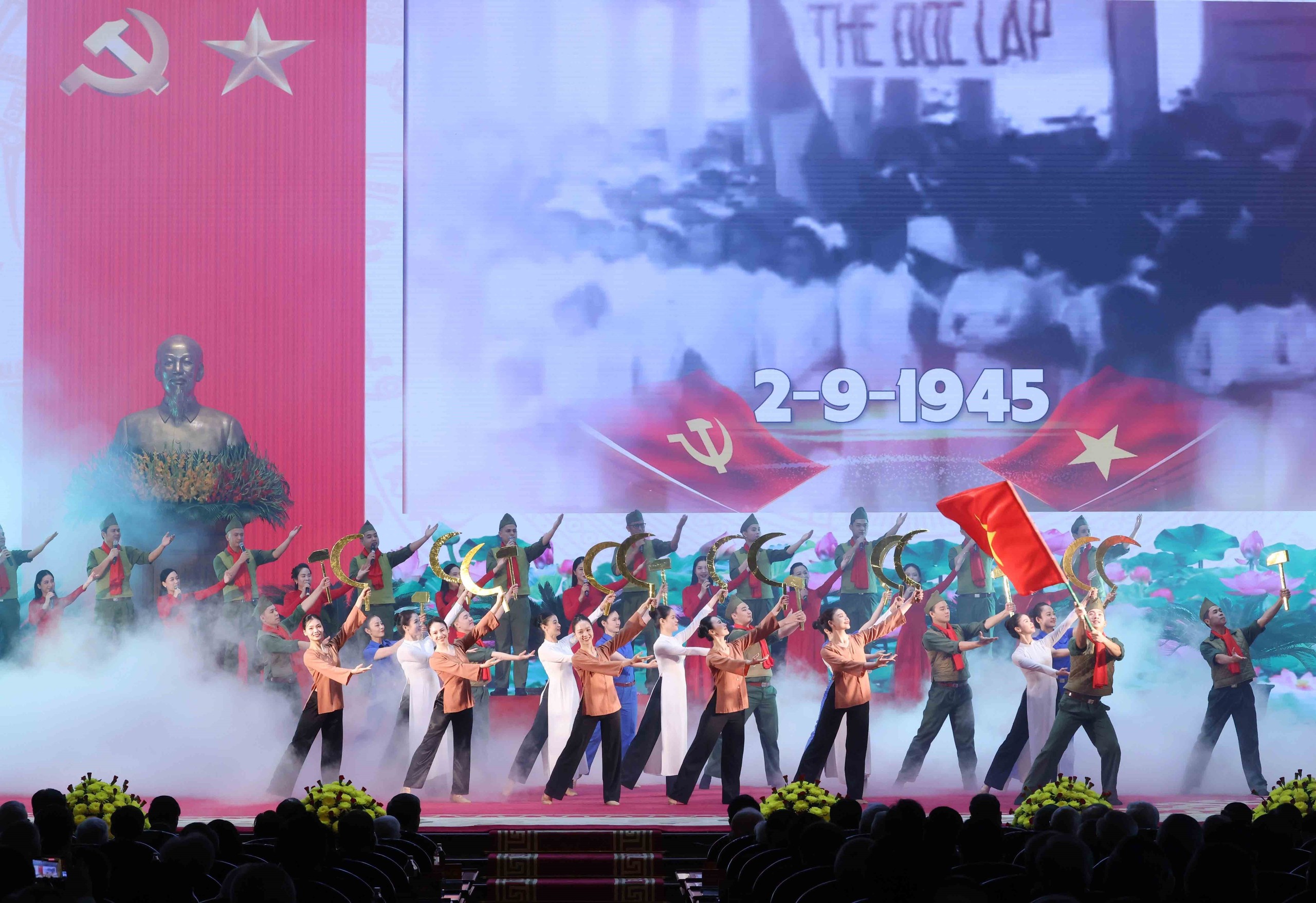 Tổng Bí thư chủ trì buổi gặp mặt các đồng chí nguyên lãnh đạo Đảng, Nhà nước - Ảnh 4.