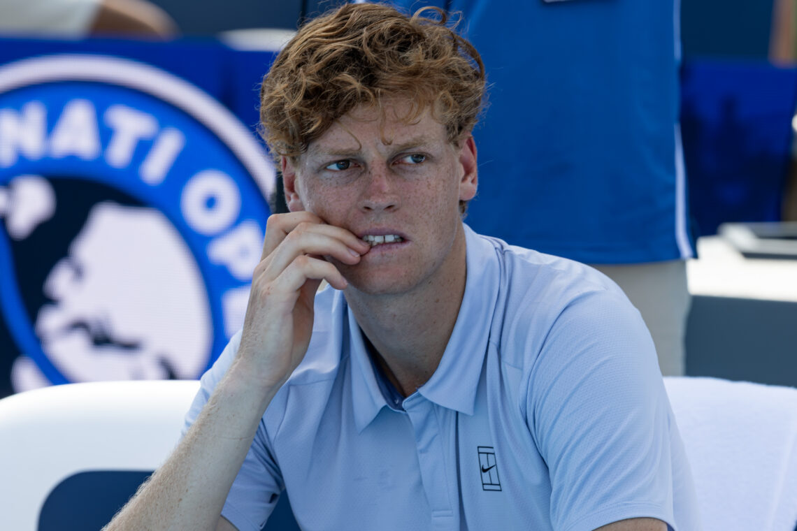 Jannik Sinner: 'T&ocirc;i cần v&agrave;i ng&agrave;y để hồi phục'