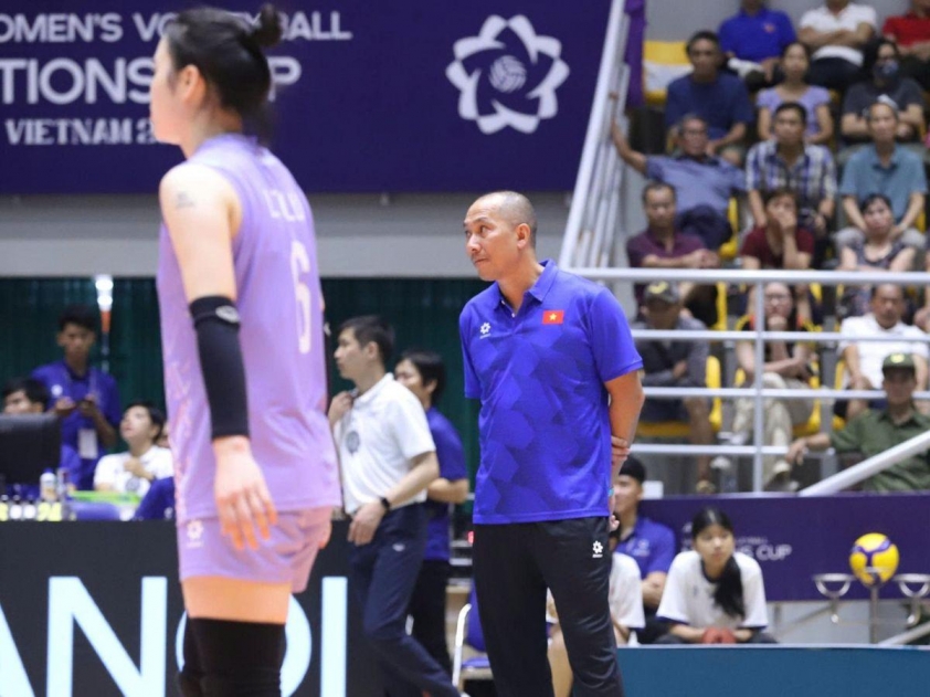 Bóng chuyền nữ Việt Nam giành chiến thắng 4-0 thứ hai liên tiếp trước giải vô địch thế giới 2025 - Ảnh 1.