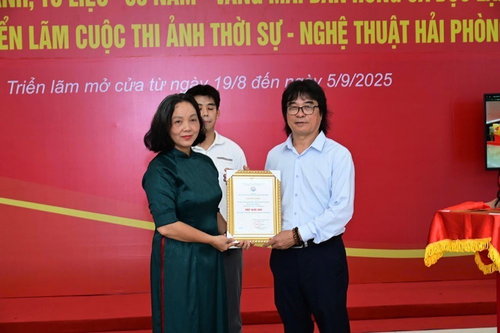 80 năm Quốc khánh: Nhiều bức ảnh, tư liệu khát quát chặng đường “80 năm vang mãi bản hùng ca độc lập” - Ảnh 3.