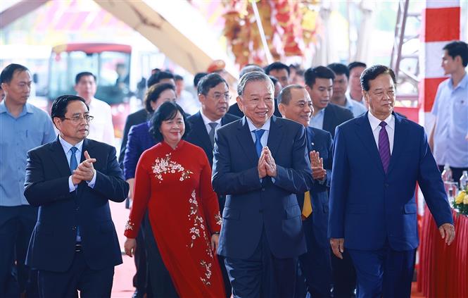 Tổng Bí thư và Thủ tướng dự Lễ khánh thành, khởi công các dự án, công trình chào mừng 80 năm Quốc khánh 2/9 - Ảnh 4.