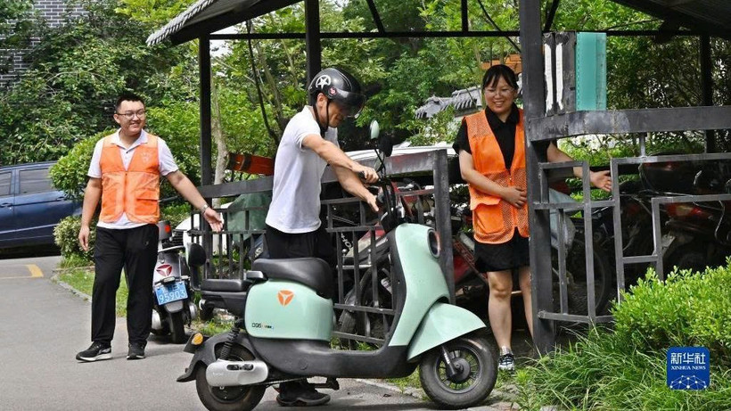Kinh nghiệm chuyển sang xe điện của Trung Quốc: Hạ tầng đi trước chính sách và chú trọng ý chí của người dân - Ảnh 2.
