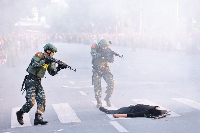 Bộ Tư lệnh Cảnh vệ tổ chức biểu dương lực lượng nhân các ngày kỷ niệm - Ảnh 18.