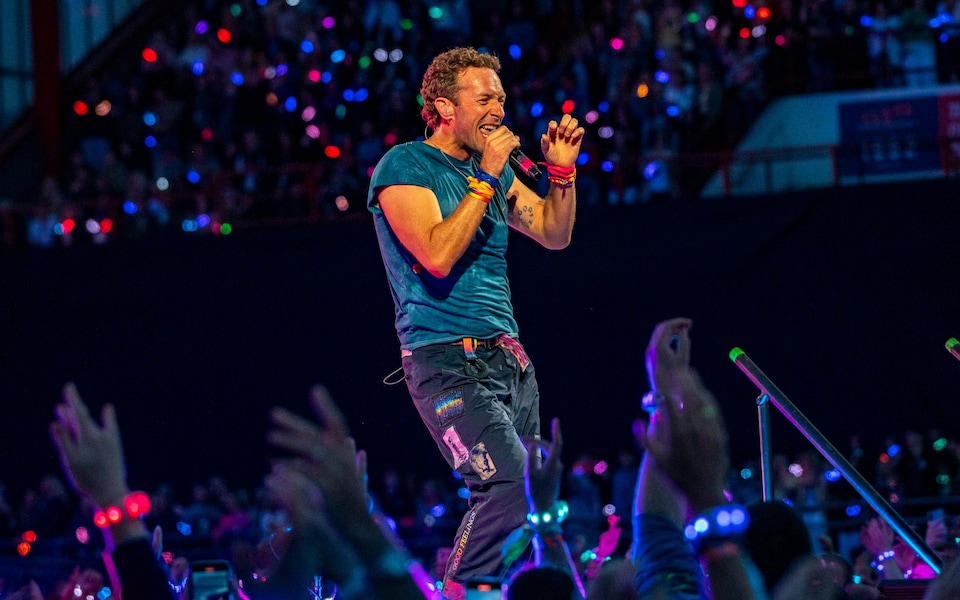 Coldplay ngập tràn cảm xúc trong ngày trở về - Ảnh 3.