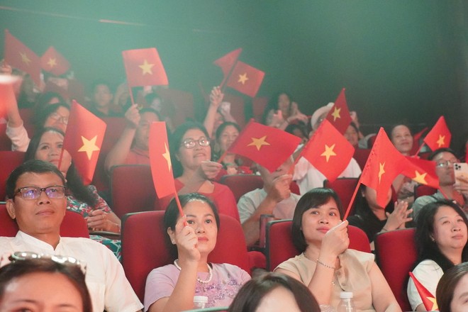 Kết nối hai quốc gia Việt Nam - Hàn Quốc qua vở nhạc kịch về đề tài cách mạng - Ảnh 4.