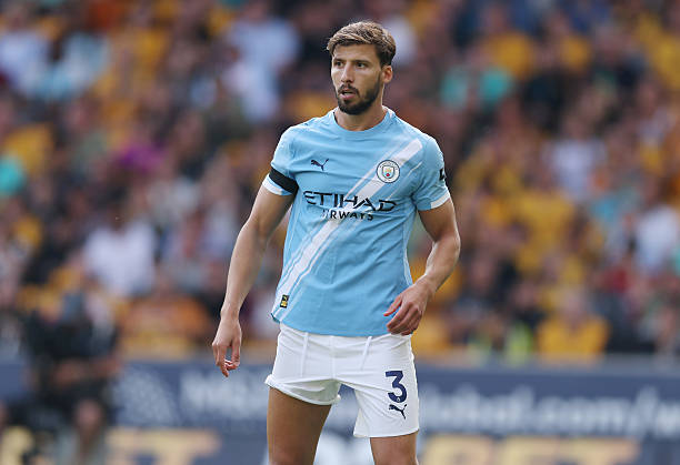 Ruben Dias gia hạn hợp đồng với Man City