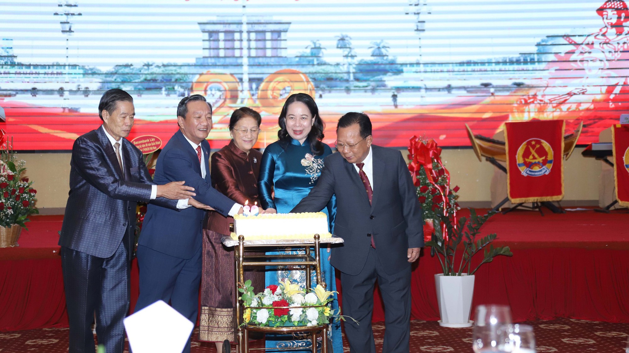 80 năm Quốc khánh: Thắm tình hữu nghị đặc biệt Việt - Lào