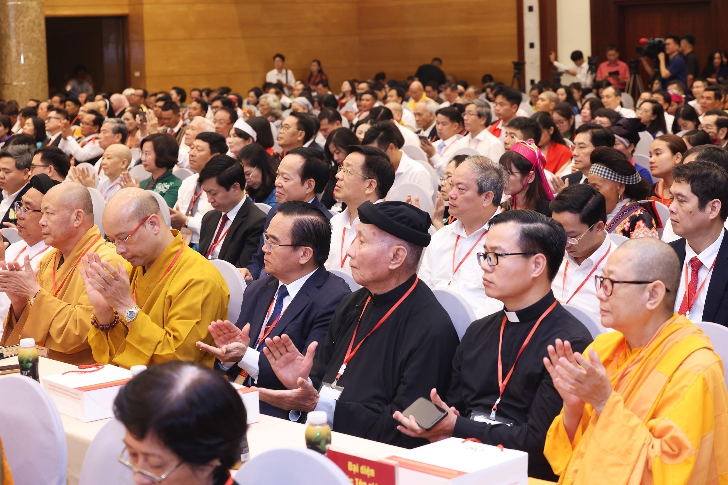 Chủ tịch nước và Thủ tướng gặp mặt đại biểu tiêu biểu các tầng lớp nhân dân tham dự Đại lễ 2/9 - Ảnh 14.