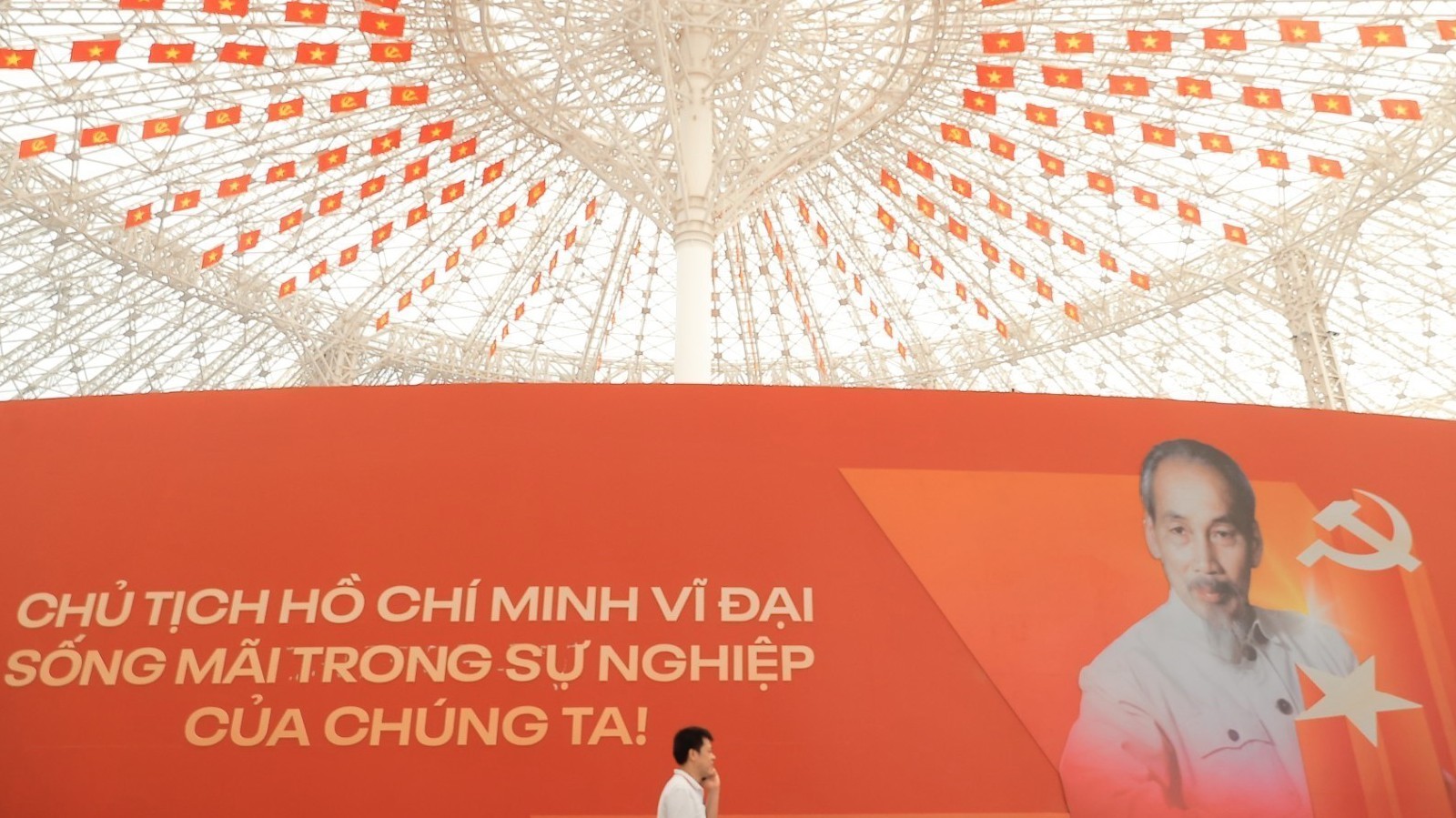 Chiêm ngưỡng những mốc son trong hành trình 80 năm của Quân đội tại Triển lãm Thành tựu đất nước