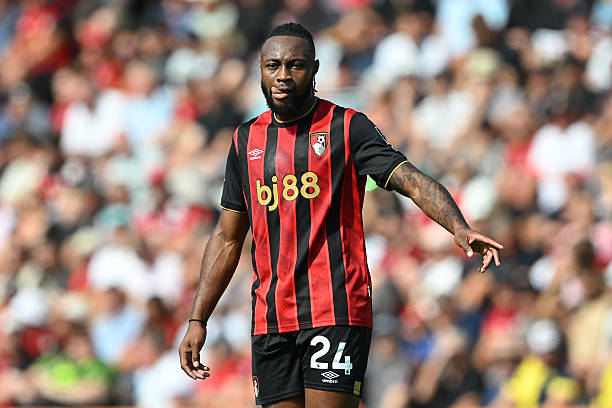 Theo chuyên gia chuyển nhượng Fabrizio Romano, Tottenham đã liên hệ Bournemouth để thảo luận về khả năng chiêu mộ tiền đạo Antoine Semenyo trong kỳ chuyển nhượng mùa hè