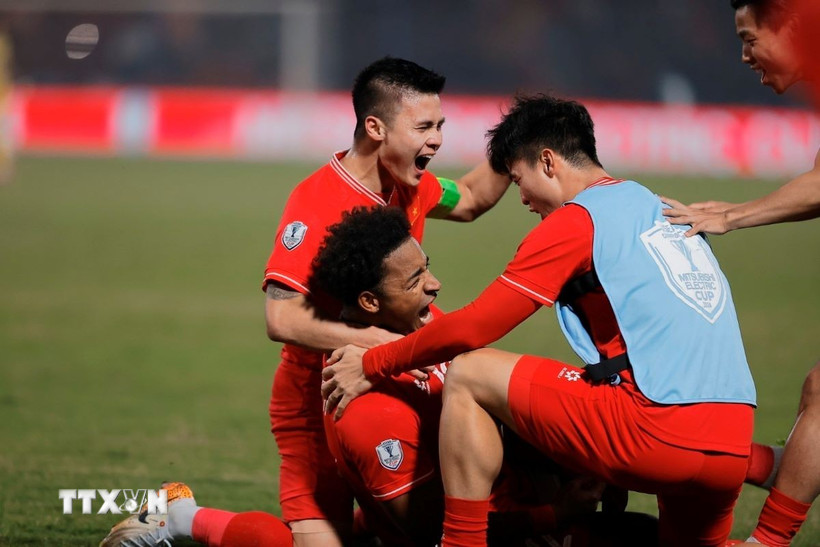 Tin nóng thể thao tối 30/8: Chủ công 'búa máy' tái xuất với vị trí mới; 3 nhà vô địch AFF Cup vắng mặt ở ĐT Việt Nam - Ảnh 2.