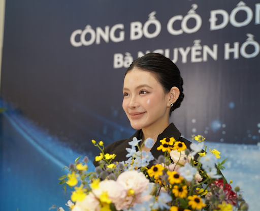 Từ &quot;Tiktoker bình thường&quot; đến nữ cổ đông quyền lực và bước ngoặt không ai ngờ tới! - Ảnh 3.