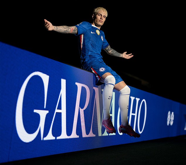 Trực Tiếp Chuyển Nhượng Ngày 31/8: Mu Hồi Sinh Thương Vụ Antony; Chelsea 'Lật Kèo' Bayern - Ảnh 1. Trực Tiếp Chuyển Nhượng Ngày 31/8: Mu Hồi Sinh Thương Vụ Antony; Chelsea 'Lật Kèo' Bayern - Ảnh 1.