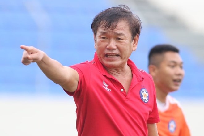 HLV Phan Thanh Hùng: “Bản sắc là yếu tố cốt tử của bóng đá” - Ảnh 1. HLV Phan Thanh Hùng: “Bản sắc là yếu tố cốt tử của bóng đá” - Ảnh 1.