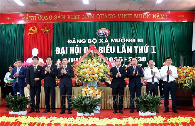 Phát huy giá trị văn hóa dân tộc Mường và nền “Văn hóa Hòa Bình” - Ảnh 1.