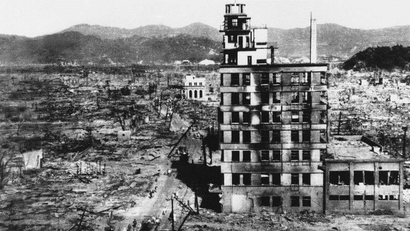 80 năm ngày Mỹ ném bom nguyên tử xuống Hiroshima và Nagasaki (Nhật Bản): Chung tay hành động vì một thế giới không vũ khí hạt nhân - Ảnh 2.