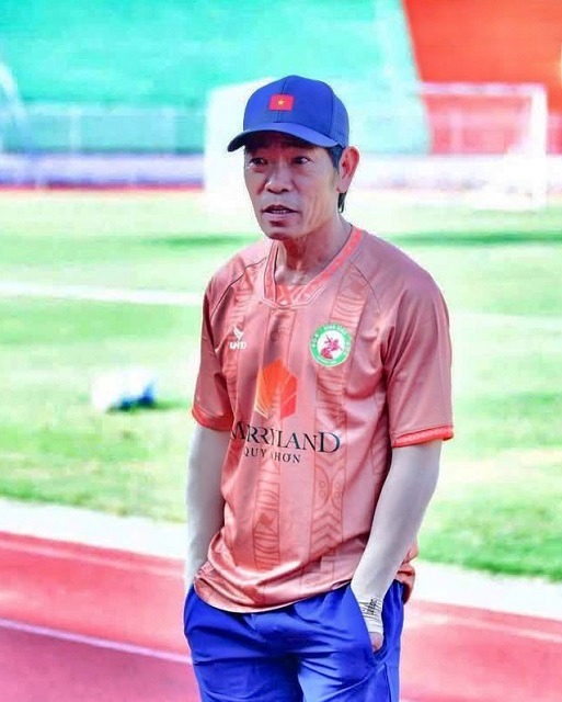 Quy Nhơn Bình Định chính thức đổi tên thành CLB bóng đá Quy Nhơn United - Ảnh 2.
