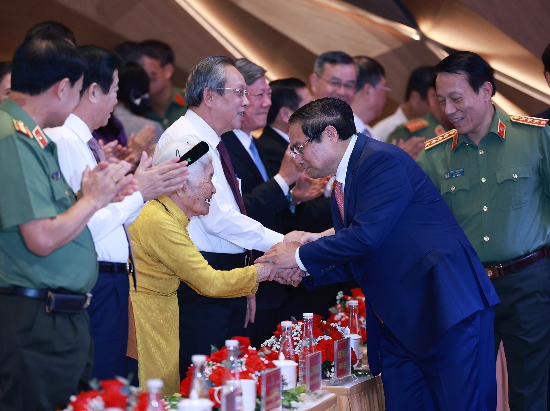 Thủ tướng dự Đại hội Thi đua “Vì an ninh Tổ quốc” lần thứ 9 - Ảnh 1. Thủ tướng dự Đại hội Thi đua “Vì an ninh Tổ quốc” lần thứ 9 - Ảnh 1.