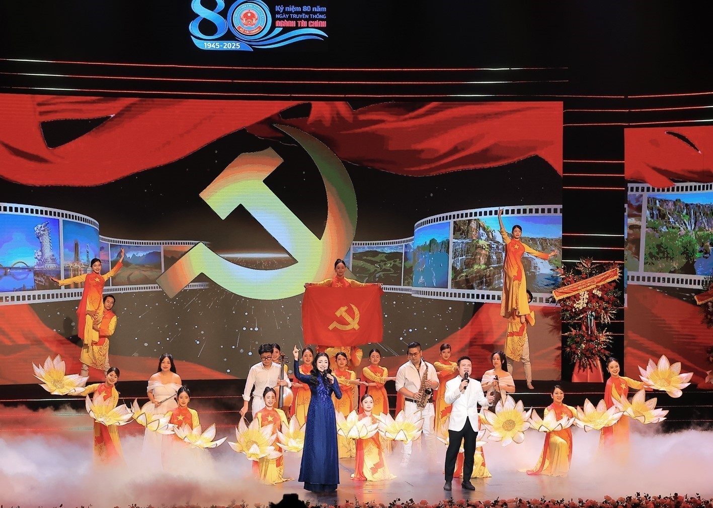 Tổng Bí thư và Thủ tướng dự Lễ kỷ niệm 80 năm Ngày truyền thống ngành Tài chính - Ảnh 4.
