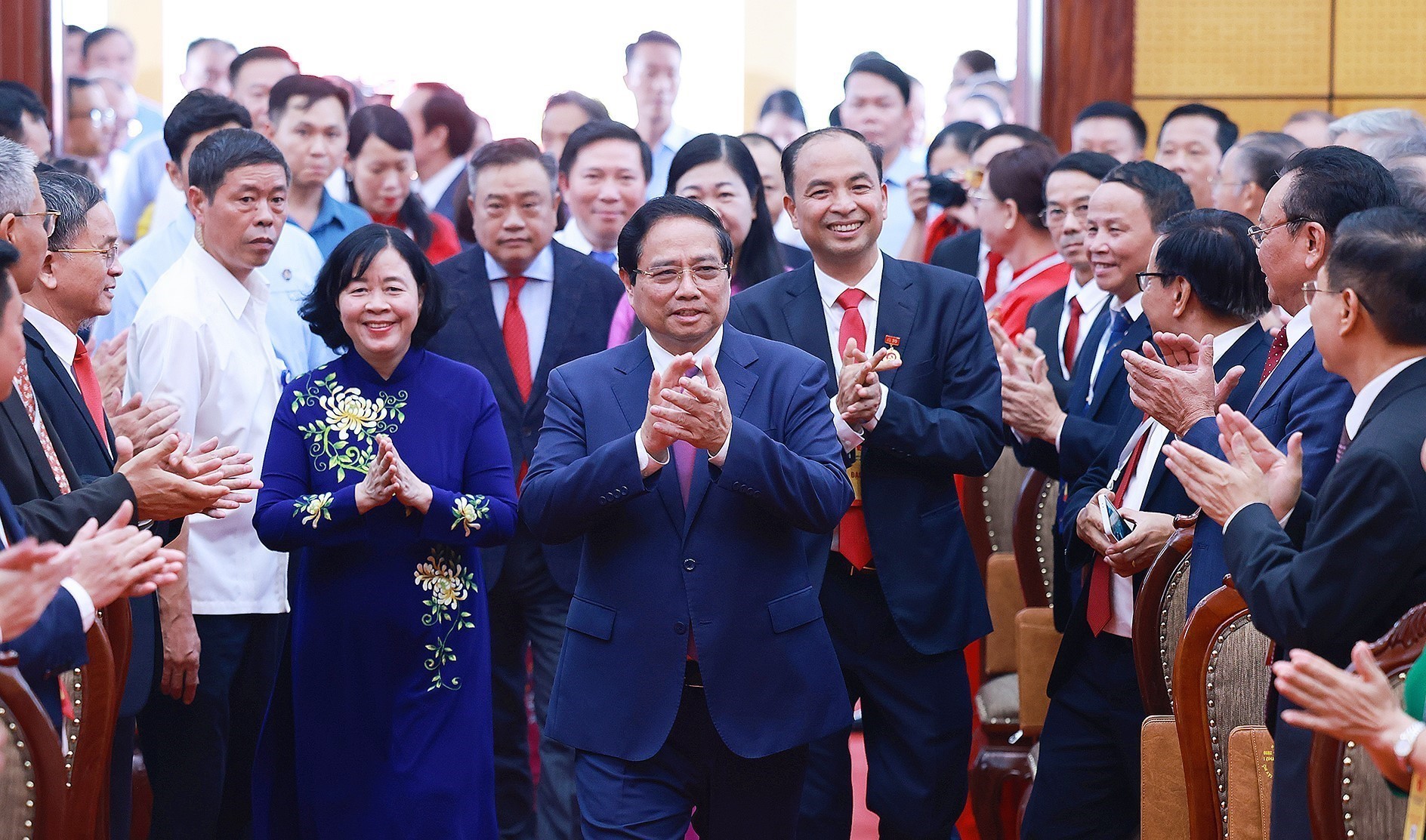 Thủ tướng dự Đại hội Đảng bộ phường Tây Hồ lần thứ I - Ảnh 1.