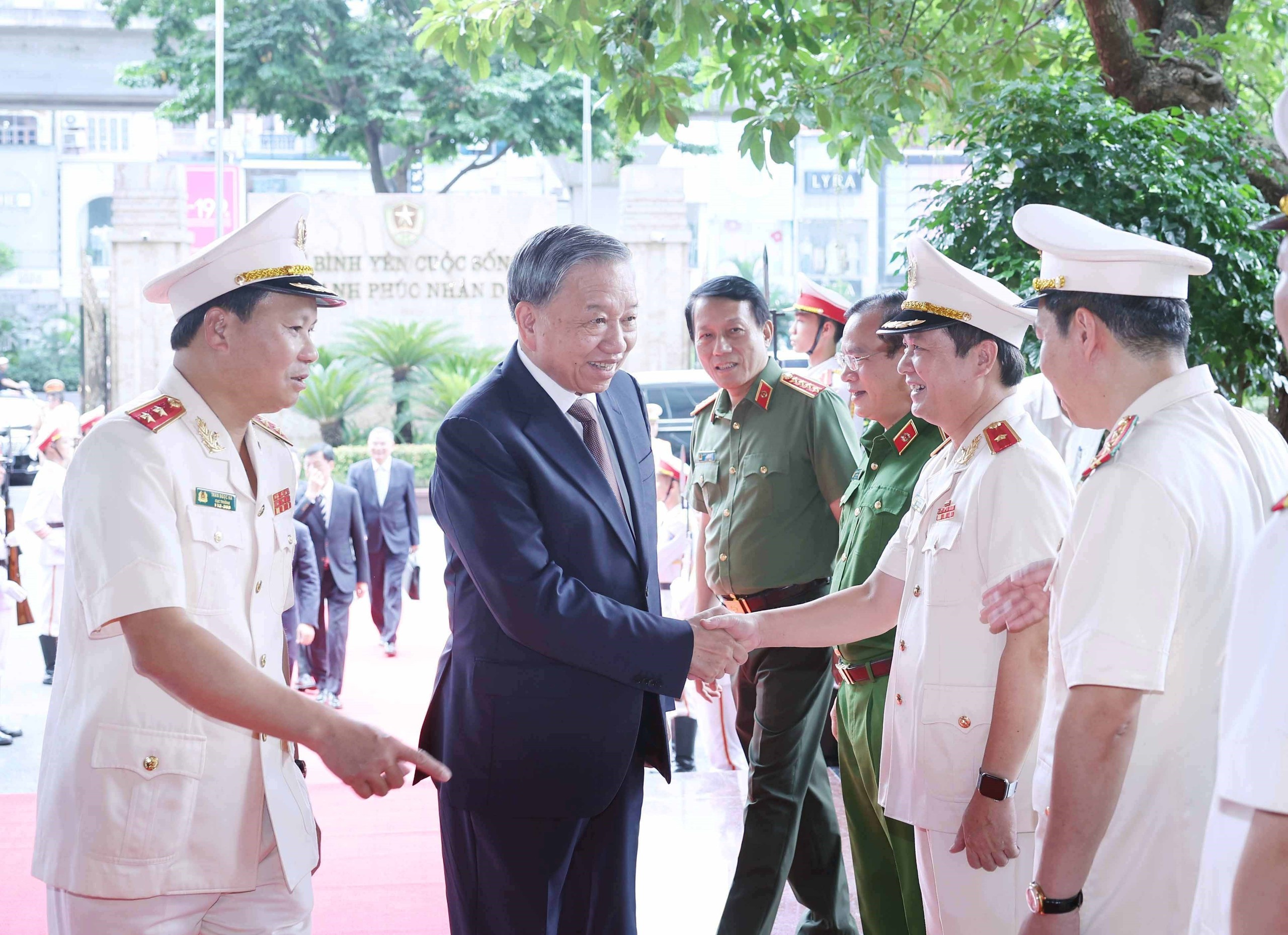 Tổng Bí thư Tô Lâm thăm, làm việc với Cục Cảnh sát hình sự - Ảnh 1.