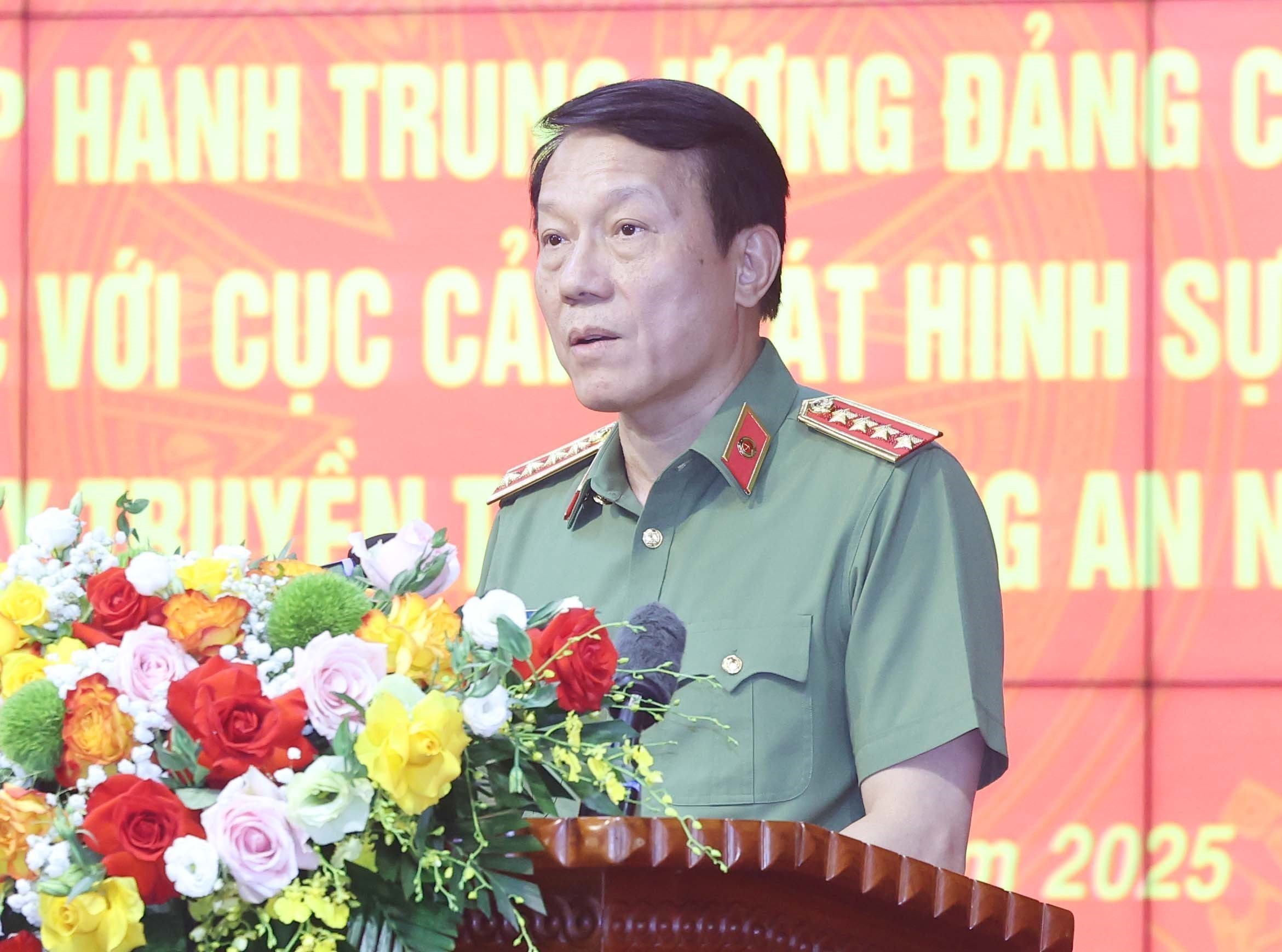 Tổng Bí thư Tô Lâm thăm, làm việc với Cục Cảnh sát hình sự - Ảnh 9.