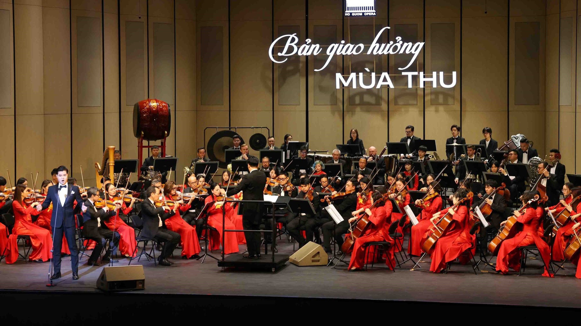 “Bản giao hưởng mùa Thu”: Trường ca tự hào dân tộc