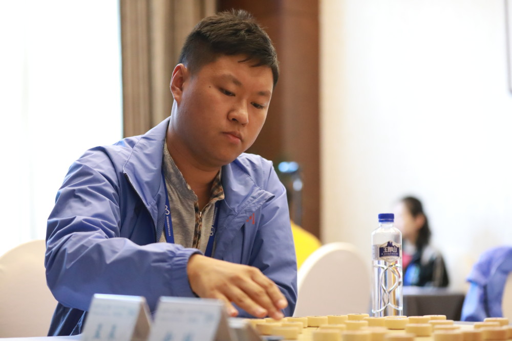 Ngôi sao cờ tướng Việt Nam: Vượt qua kỳ thủ 'Thiên Mã Vương' của Trung Quốc để vô địch giới, làm nên điều chưa từng có ở tuổi 26 - Ảnh 4.