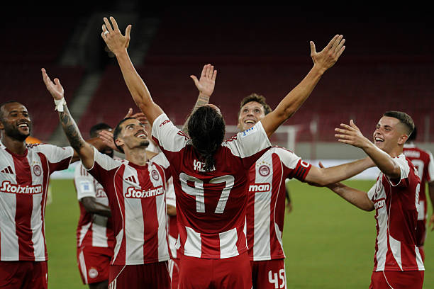 Olympiakos sẽ đánh bại Paphos?