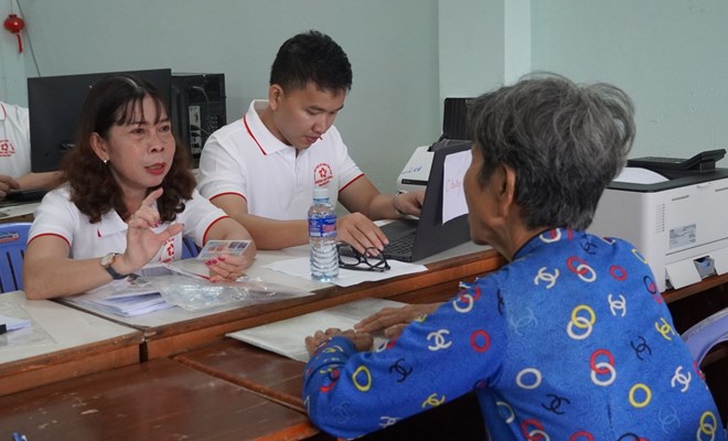 Đăng ký khai sinh trực tuyến tại bệnh viện: Tạo thuận lợi cho người dân tiếp cận thủ tục hành chính - Ảnh 1.
