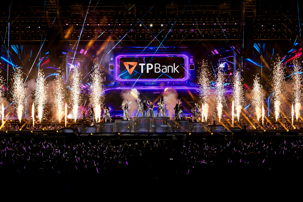 TPBank – Nhà tài trợ Kim cương “siêu chiều fan” tại Em Xinh “Say Hi” - Ảnh 1.
