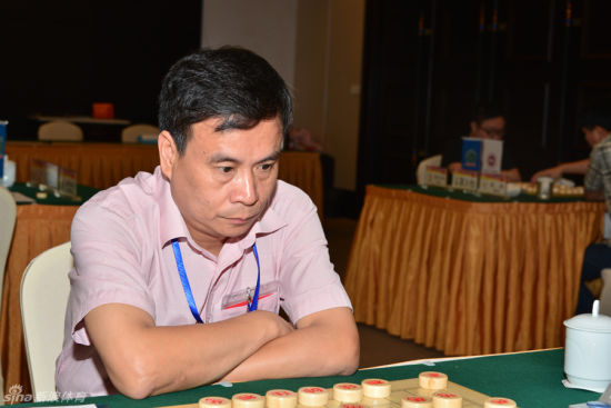 Kỳ thủ Việt Nam gây tiếng vang khi thắng kỳ vương 'Khoái mã phi đa' của Trung Quốc, lập kỷ lục với huy chương thế giới - Ảnh 3.