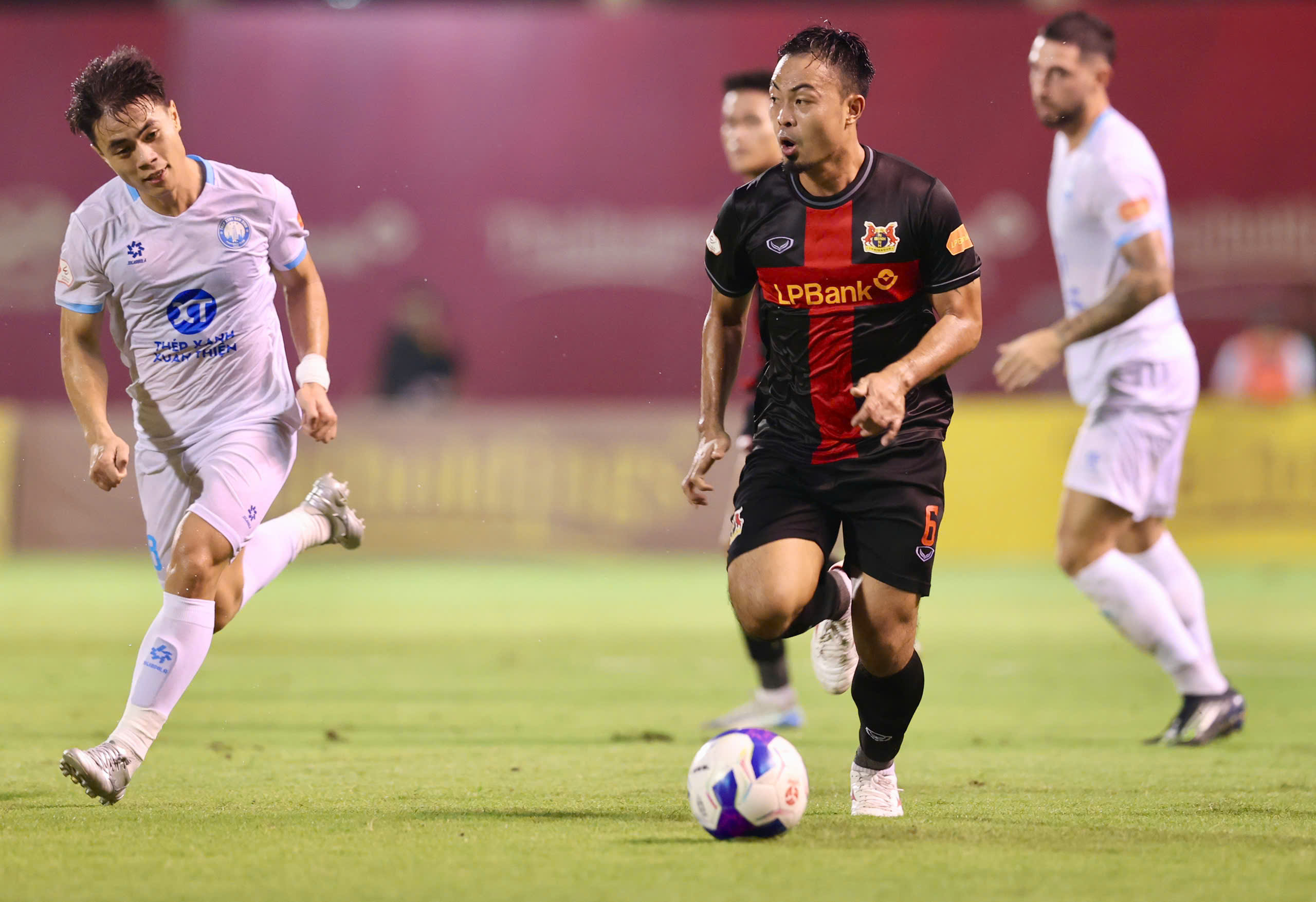 V-League 2025/26: Đâu là giới hạn của Ninh Bình FC?