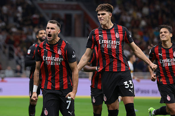 AC Milan liệu có thắng được Napoli trên sân nhà?