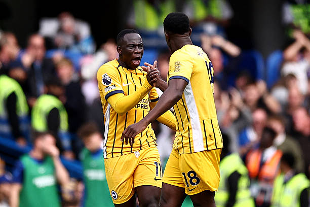 Cựu sao MU Danny Welbeck lập kỳ tích