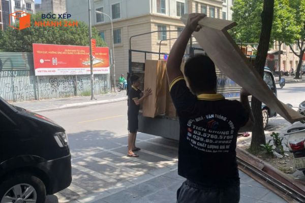 Bốc xếp nhanh 24h: Giải pháp chuyên nghiệp & nhanh gọn cho mọi nhu cầu - Ảnh 1.